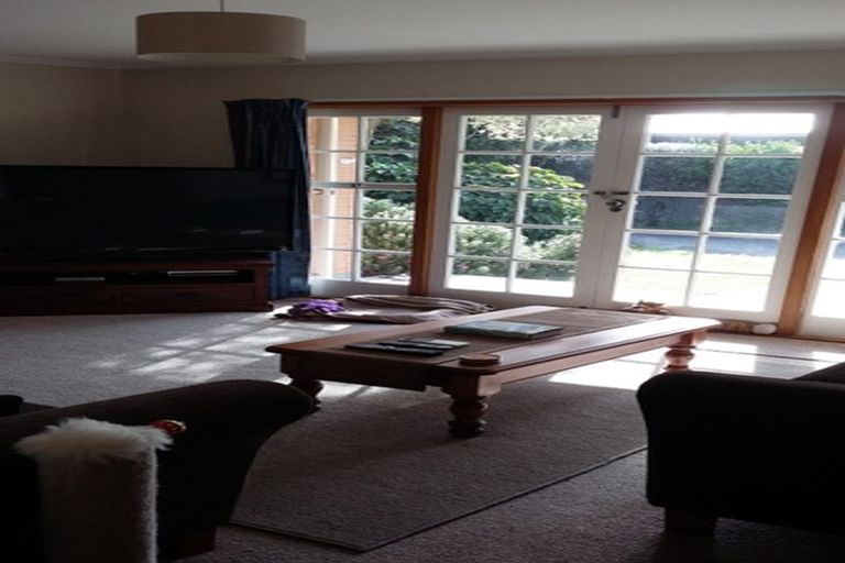 Photo of property in 10 Ferniehurst Street, Somerfield, Christchurch, 8024