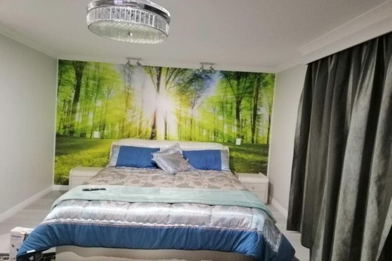 Photo of property in 76 Ferndown Avenue, Papatoetoe, Auckland, 2025