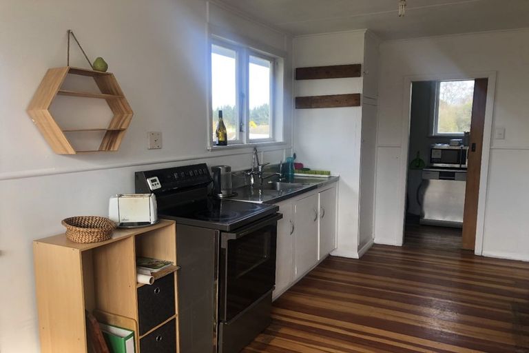 Photo of property in 28 Maire Street, Wairakei, Taupo, 3332