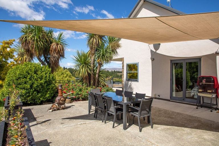 Photo of property in 233 Letts Gully Road, Letts Gully, Alexandra, 9393