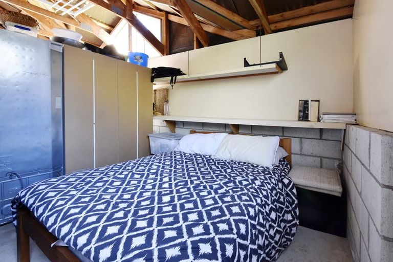 Photo of property in 26 Kamahi Road, Tennyson Inlet, 7195