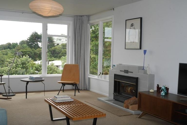 Photo of property in 20 Kiriwai Road, Paremata, Porirua, 5024