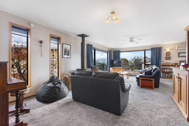 Photo of property in 4 Kamaka Crescent, Bridge Hill, Alexandra, 9320