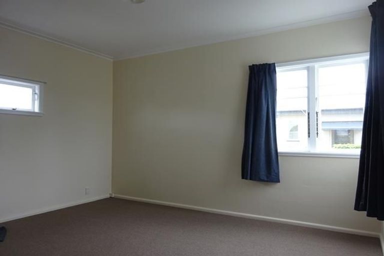 Photo of property in 911 Clive Street, Akina, Hastings, 4122