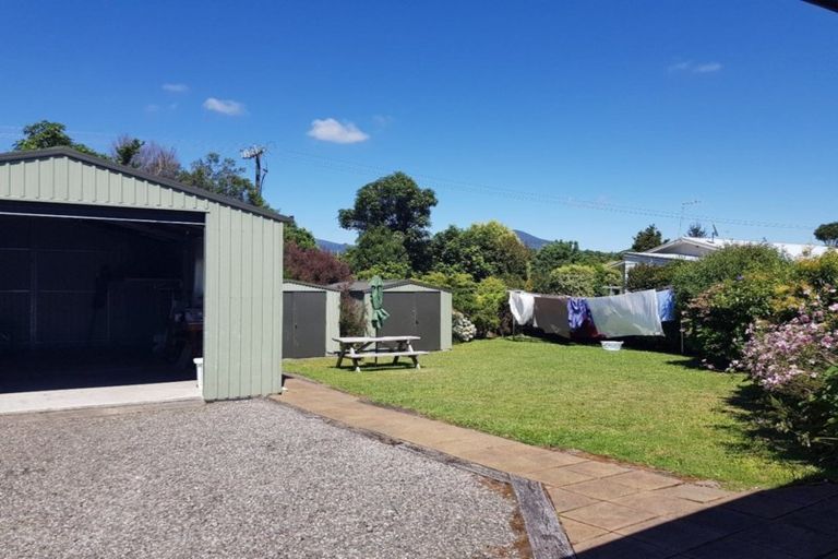 Photo of property in 6 Tawiri Place, Kuratau, Turangi, 3381