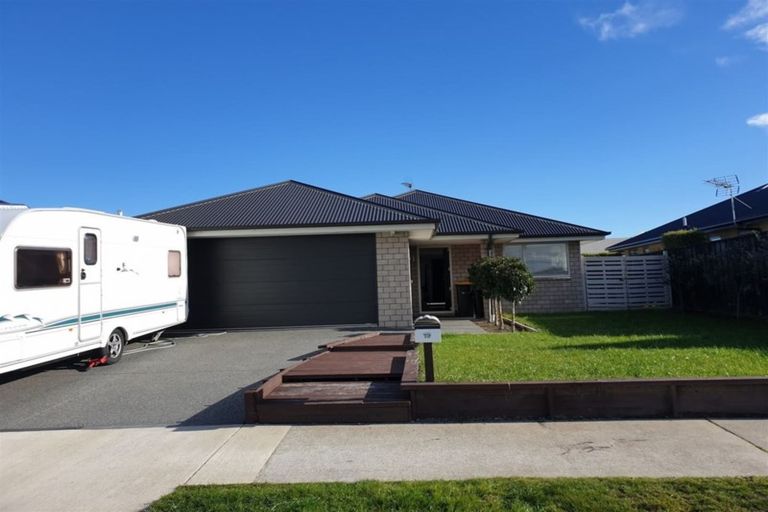 Photo of property in 19 Kahuraki Drive, Pegasus, 7612