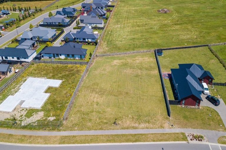 Photo of property in 9 Silver Peaks Drive, West Melton, 7618