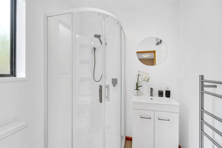 Photo of property in 27b Bryndwr Road, Fendalton, Christchurch, 8052