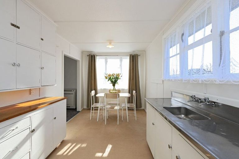 Photo of property in 404 Montgomery Street, Raureka, Hastings, 4120