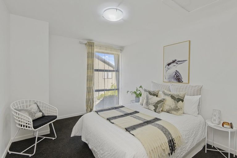 Photo of property in 2/40 Brockworth Place, Riccarton, Christchurch, 8011