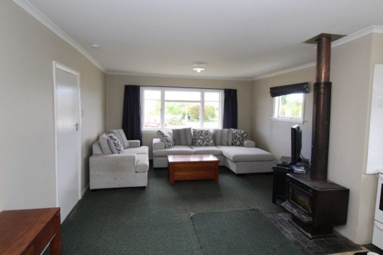 Photo of property in 6 Studholme Street, Waimate, 7924