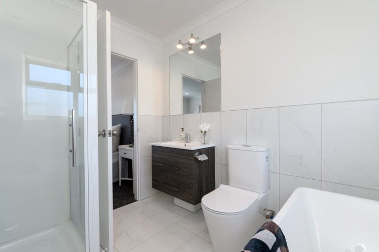 Photo of property in 5 Acklam Avenue, Otumoetai, Tauranga, 3110