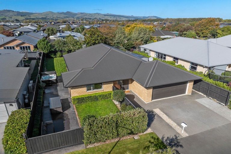 Photo of property in 25 Elba Crescent, Halswell, Christchurch, 8025