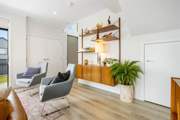 Photo of property in 19 Frank Gill Road, Hobsonville, Auckland, 0616