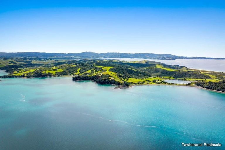 Photo of property in 18 Torea Road, Matakana, Warkworth, 0985
