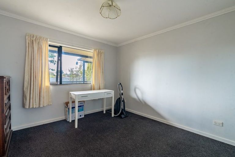 Photo of property in 3 Queen Street, Milton, 9220