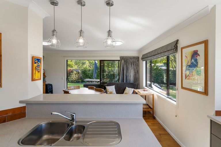 Photo of property in 8a Angus Place, Wakefield, 7025