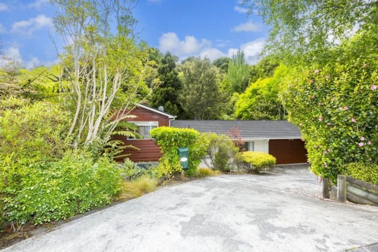 Photo of property in 61 Blue Mountains Road, Pinehaven, Upper Hutt, 5019