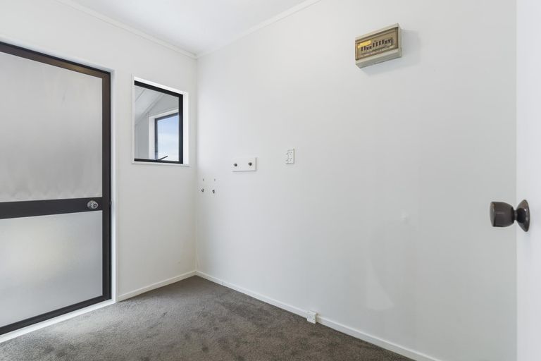 Photo of property in 23 Crail Court, Totara Heights, Auckland, 2105