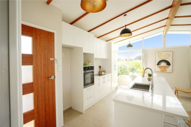 Photo of property in 37 Shoemaker Road, Waipu, 0510