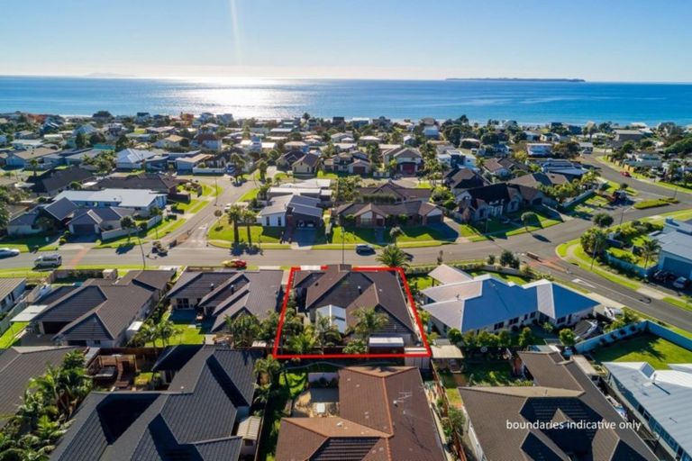 Photo of property in 42 Palazzo Drive, Papamoa Beach, Papamoa, 3118