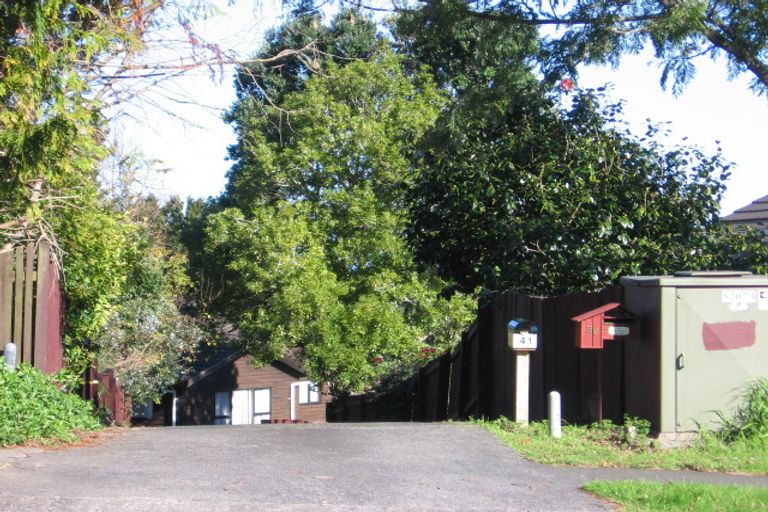 Photo of property in 41 Goodwood Drive, Goodwood Heights, Auckland, 2105