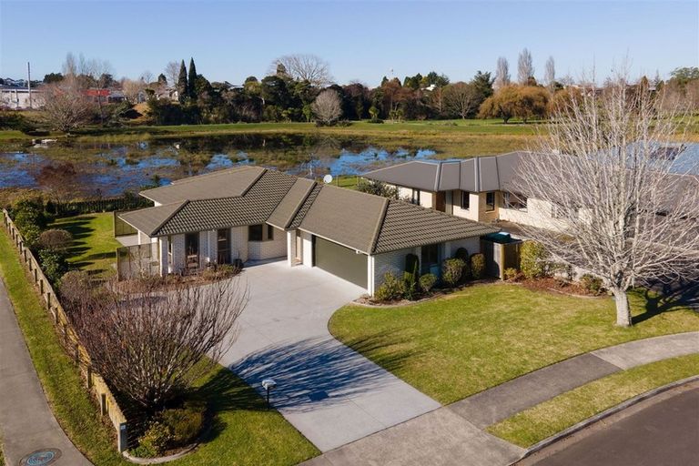 Photo of property in 15 Uretara Drive, Katikati, 3129