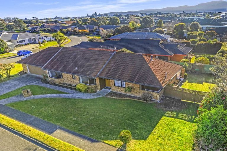Photo of property in 21 Cedar Drive, Paraparaumu Beach, Paraparaumu, 5032