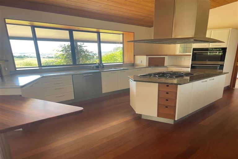 Photo of property in 70 Holdens Road, Clevedon, Papakura, 2585