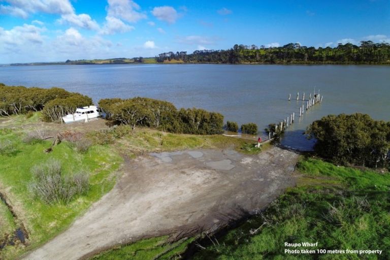 Photo of property in 14 Mckinley Road, Ruawai, 0592