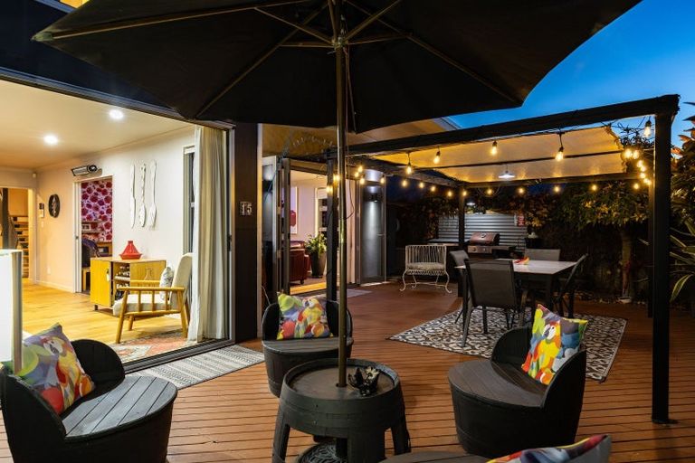 Photo of property in 15 Dillon Street, Blenheim, 7201