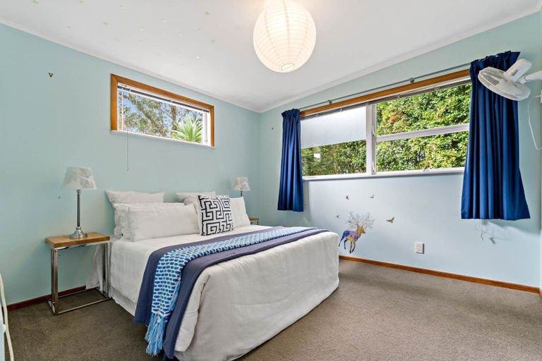 Photo of property in 8a Malam Street, Glen Eden, Auckland, 0602