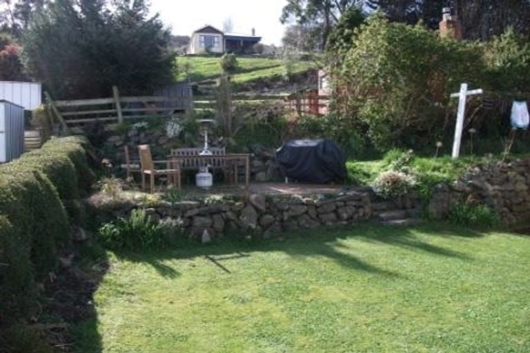 Photo of property in 25 Shortland Street, Caversham, Dunedin, 9011