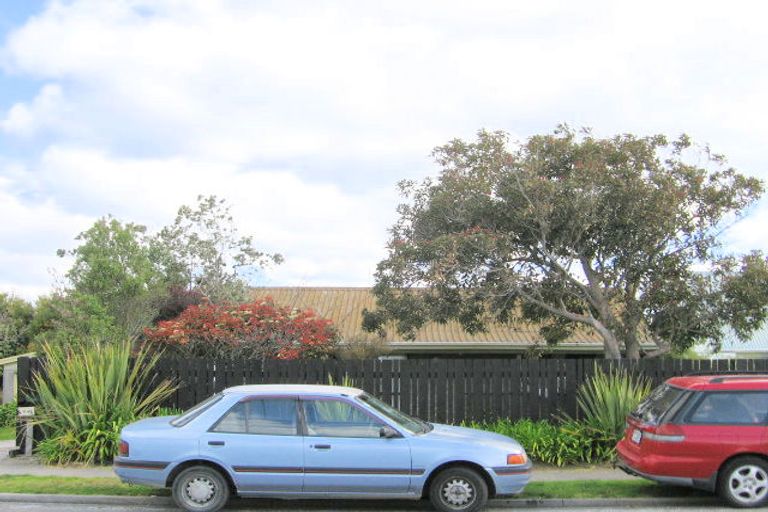 Photo of property in 644a Papamoa Beach Road, Papamoa Beach, Papamoa, 3118