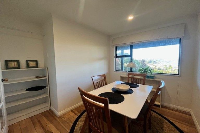 Photo of property in 16 Corlett Road, Plimmerton, Porirua, 5026