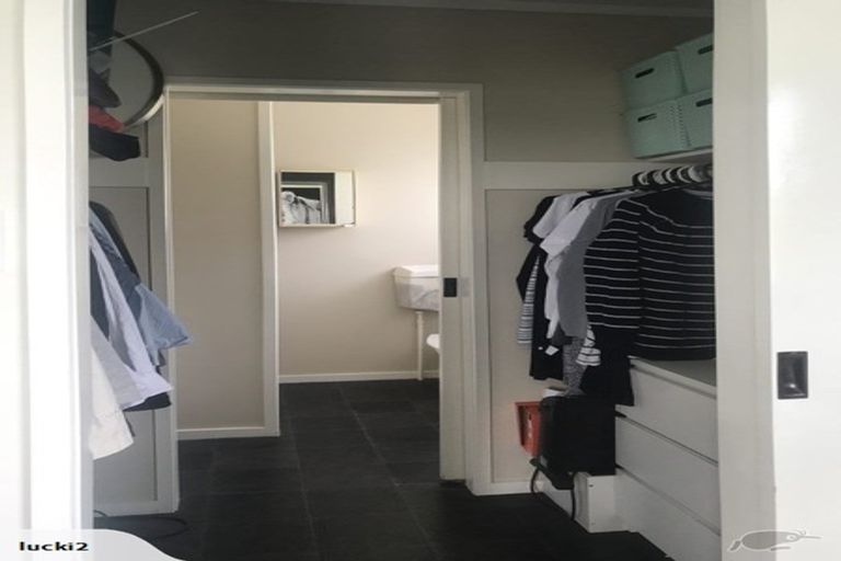 Photo of property in 4 Hassan Drive, Massey, Auckland, 0614