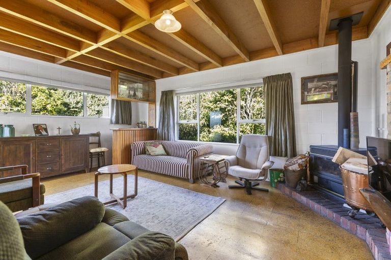 Photo of property in 194a Seaview Road, Westown, New Plymouth, 4310