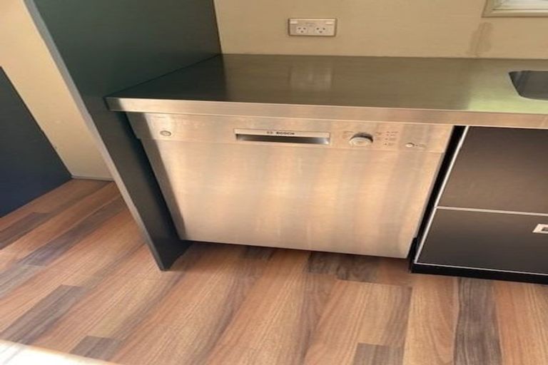 Photo of property in 43 Sowman Street, The Brook, Nelson, 7010