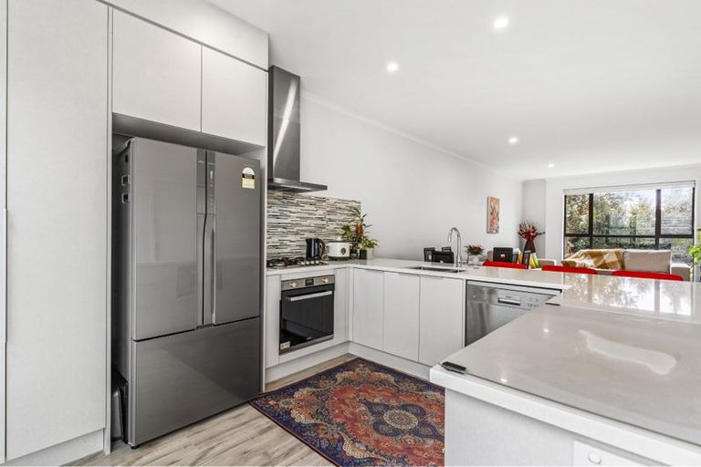 Photo of property in 20 Rere Close, Takanini, 2112