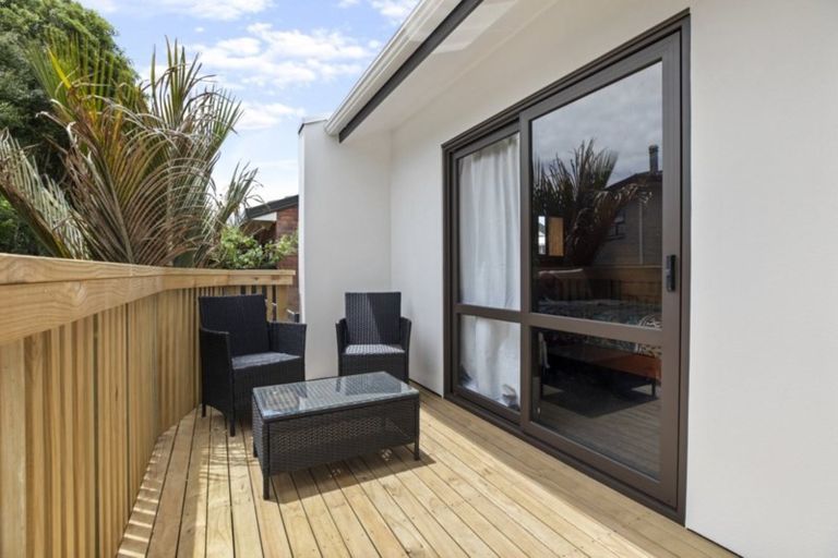 Photo of property in 150 Carnoustie Drive, Wattle Downs, Auckland, 2103