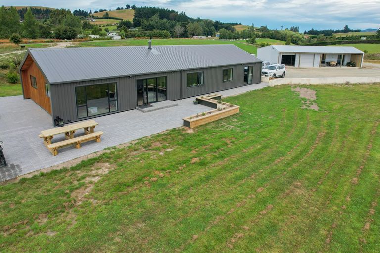 Photo of property in 14 Monk Street, Herbert, Oamaru, 9495