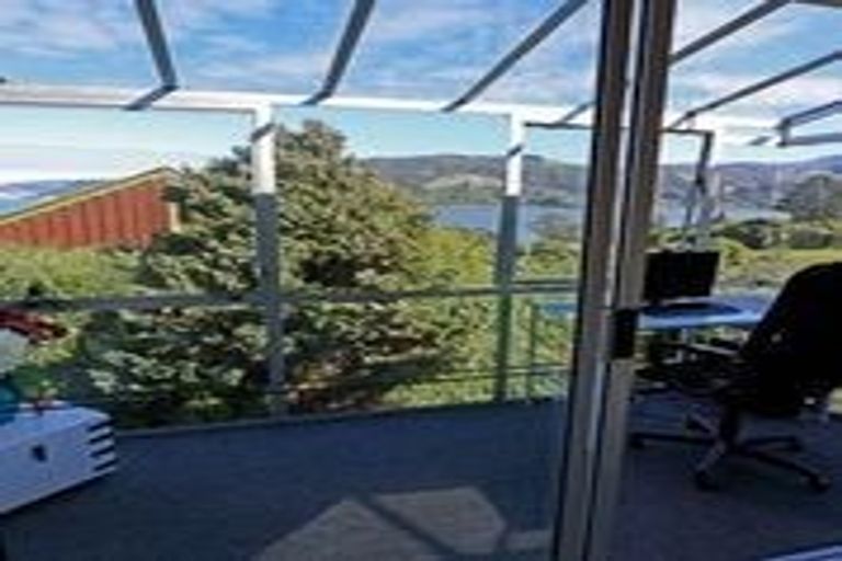 Photo of property in 33 Gorman Street, Macandrew Bay, Dunedin, 9014