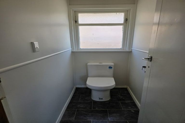 Photo of property in 30 Paddington Street, Northcote, Christchurch, 8052