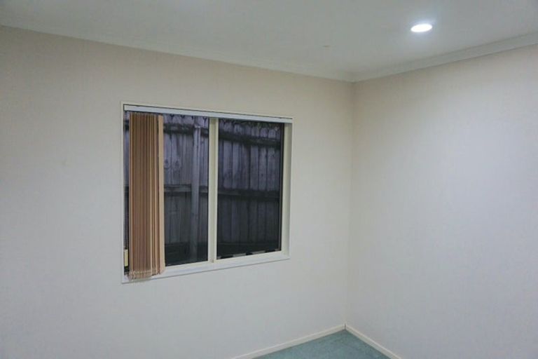 Photo of property in 7 Mullagh Place, East Tamaki Heights, Auckland, 2016