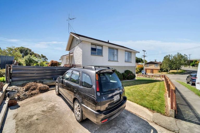 Photo of property in 1 Oxford Street, Holmes Hill, Oamaru, 9401