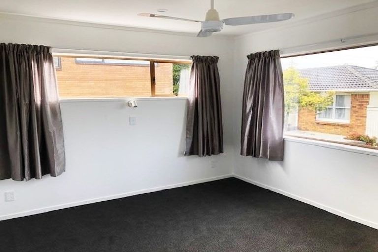 Photo of property in 2/41 Francis Street, Hauraki, Auckland, 0622