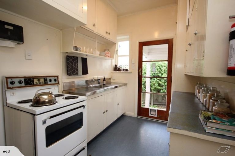 Photo of property in 5 Winsor Crescent, Spreydon, Christchurch, 8024