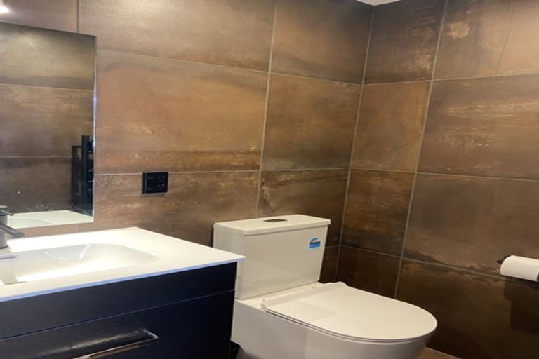 Photo of property in Bond Store Apartments, 8k Egmont Street, Te Aro, Wellington, 6011