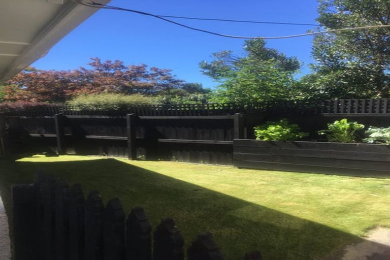 Photo of property in 1/290 Withells Road, Avonhead, Christchurch, 8042