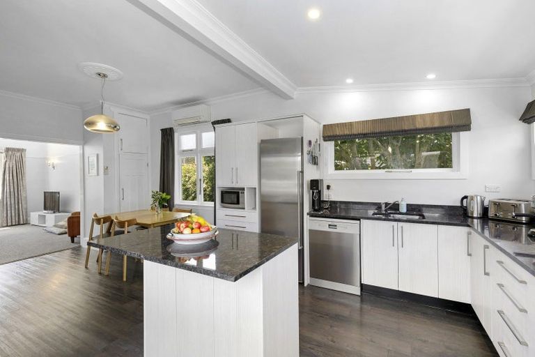 Photo of property in 30 Beaumont Avenue, Alicetown, Lower Hutt, 5010